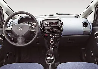 peugeot-ion-interior