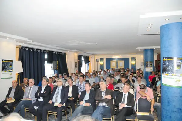 Γενική άποψη από το Πανελλήνιο Συνέδριο των Φανοποιών - Βαφέων.