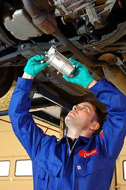 DENSO-fitting-starter
