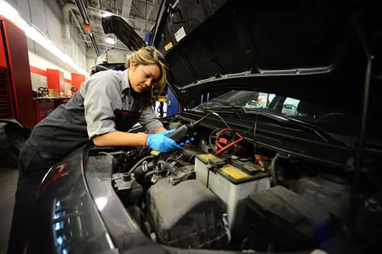 women-mechanic5