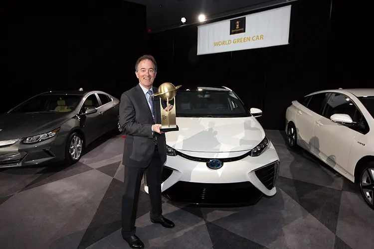 Πράσινο αυτοκίνητο 2016 (2016 World Green Car) - TOYOTA MIRAI