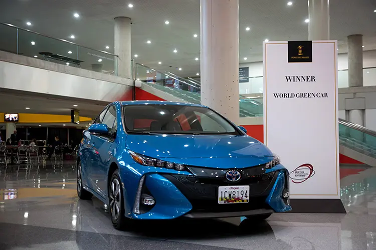 TOYOTA PRIUS PRIME