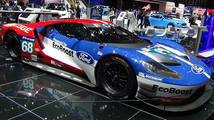 FORD GT