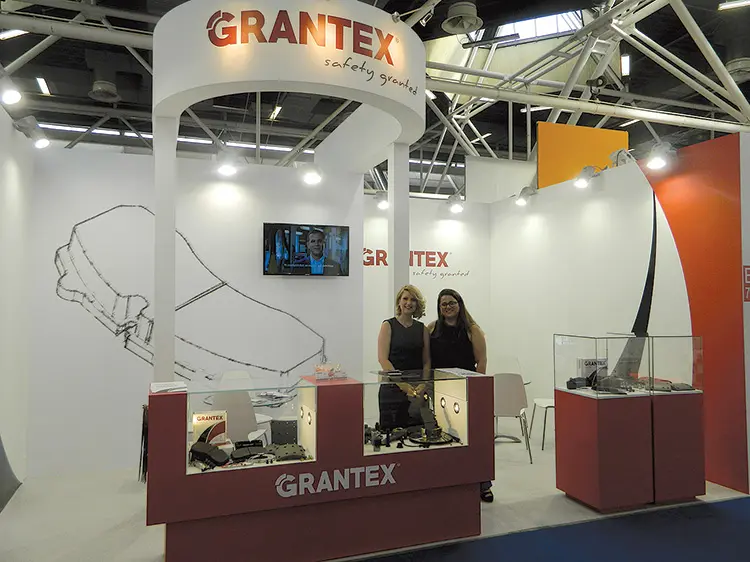 Άποψη από το περίπτερο της ελληνικής GRANTEX