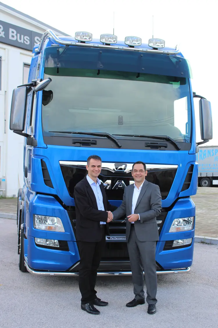 Μοναδικός συλλεκτικός τράκτορας ΜΑΝ TGX PerformanceLine Edition