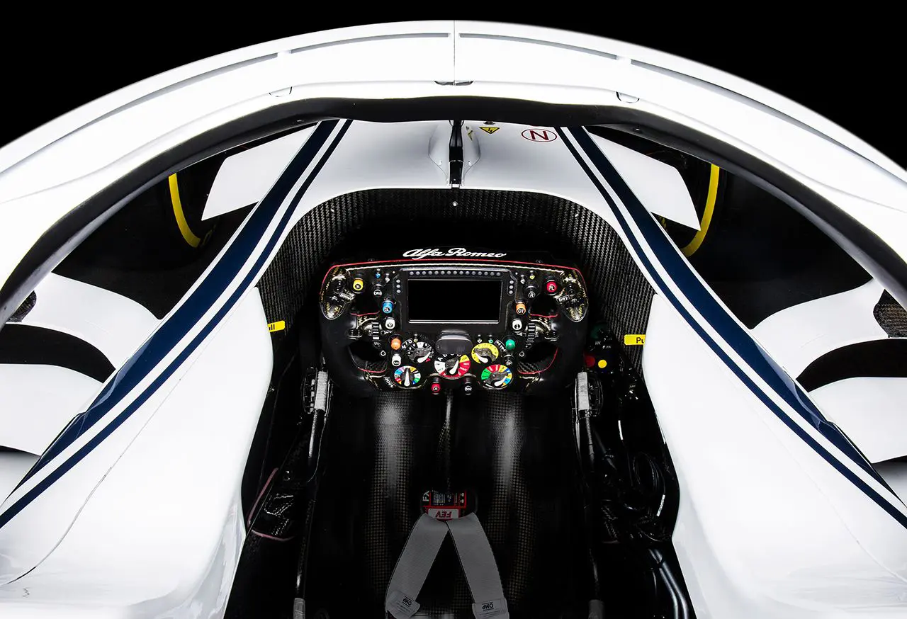 H Ομάδα της Alfa Romeo Sauber F1 αποκαλύπτει το C37
