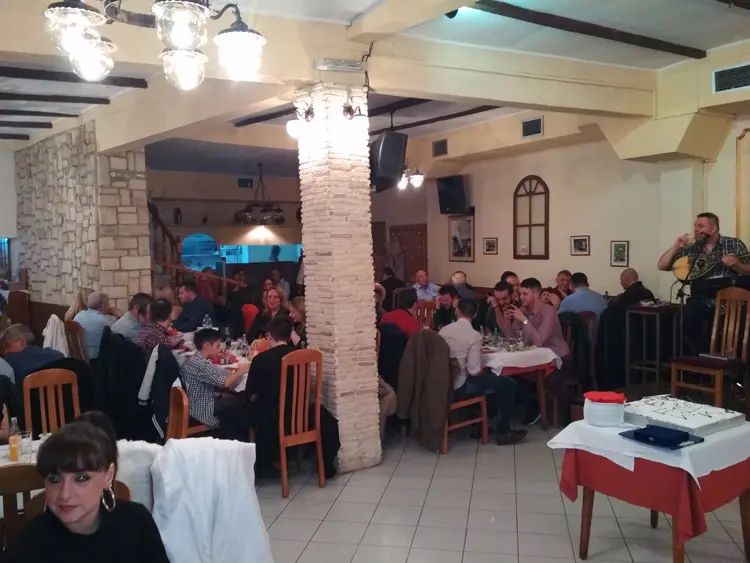 κοπή της πίττας του Συλλόγου Πτυχιούχων Μηχανικών Αυτοκινήτων Ν.Κοζάνης