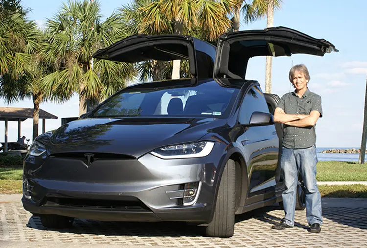 tesla model x 02