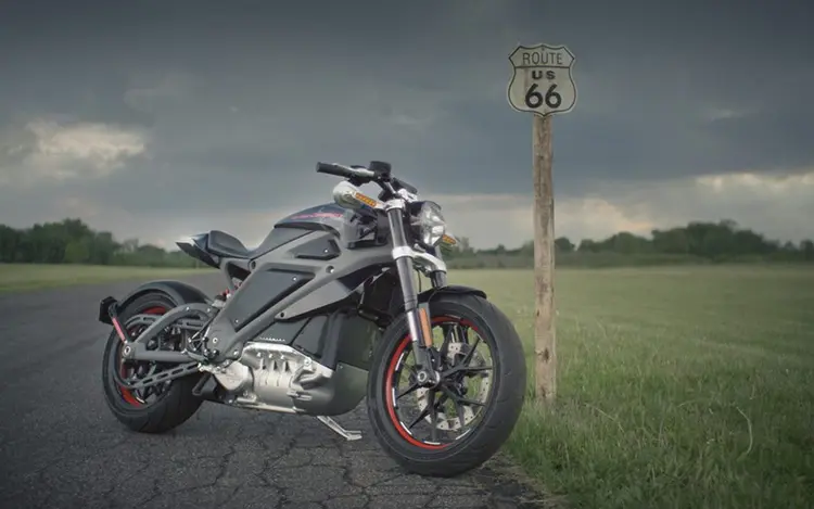Επίθεση από τη Δύση: και Harley-Davidson και Ηλεκτρική!