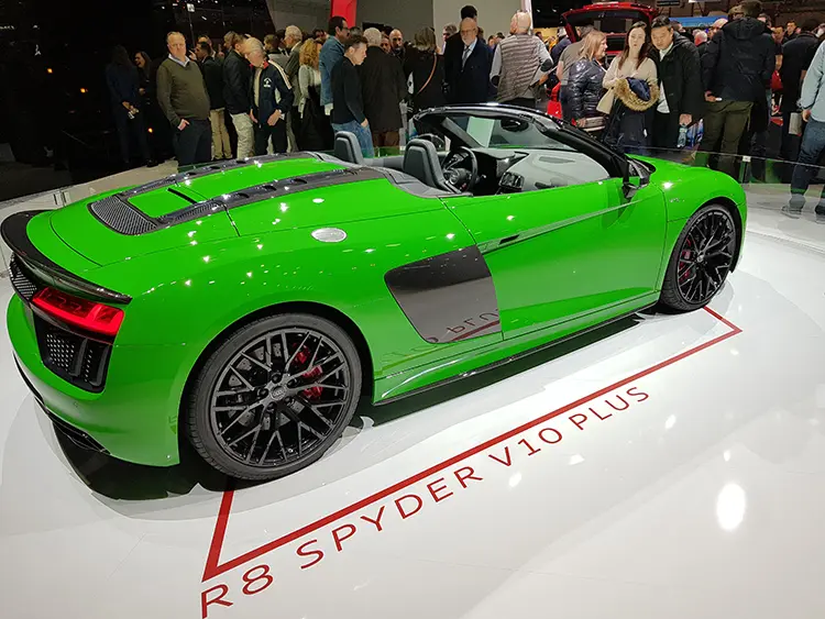 Audi Spyder R8 v10 plus