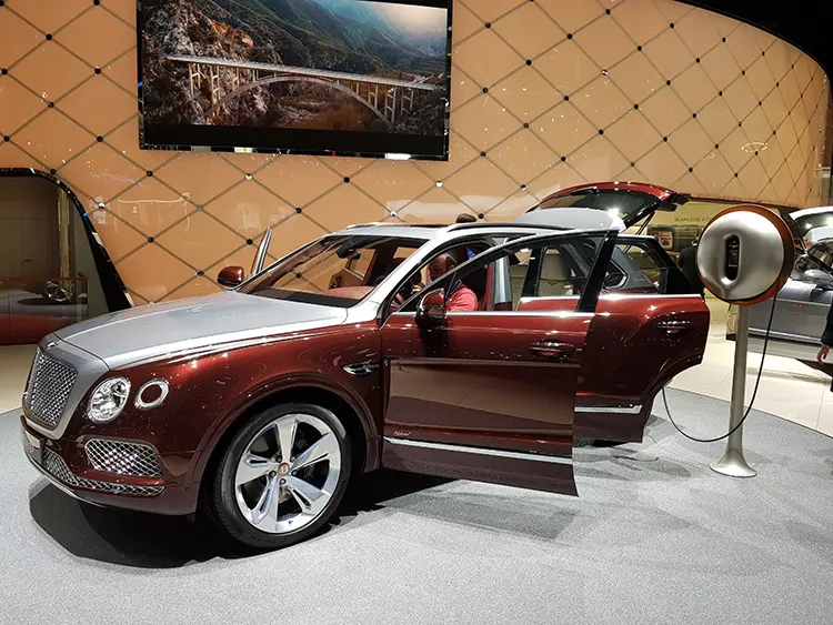 Bentley Bentayga PHEV