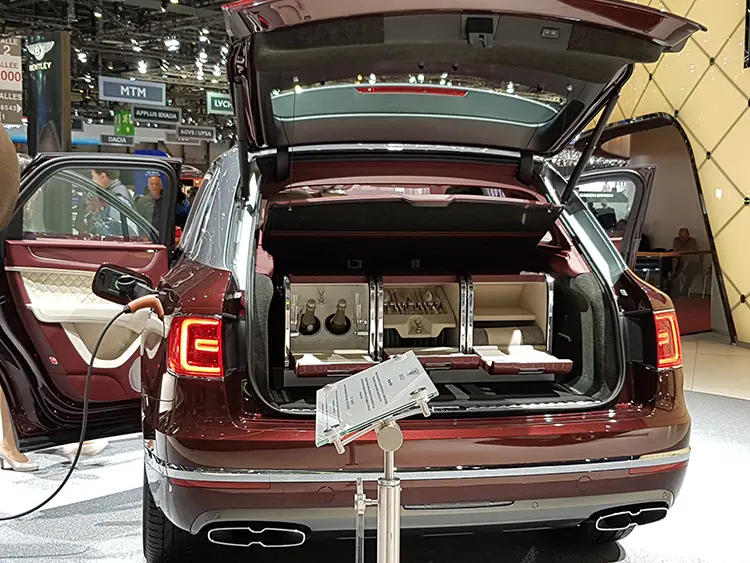 Bentley Bentayga PHEV