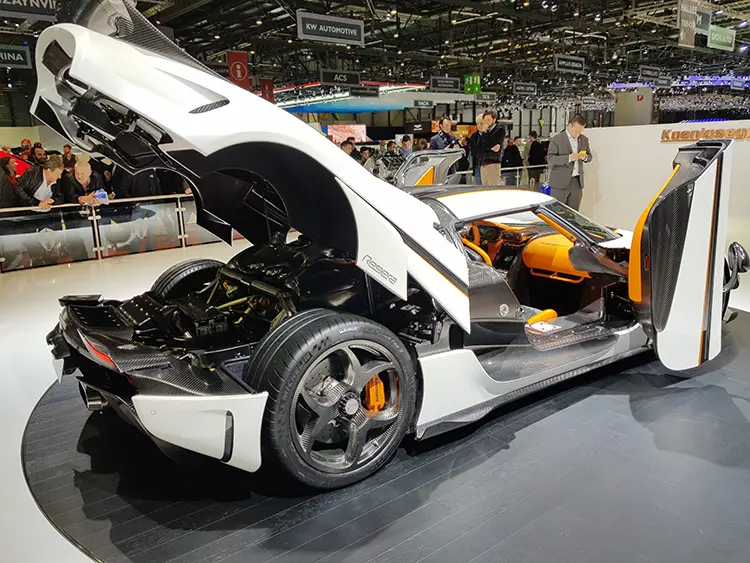 Koenigsegg Regera Crystal White