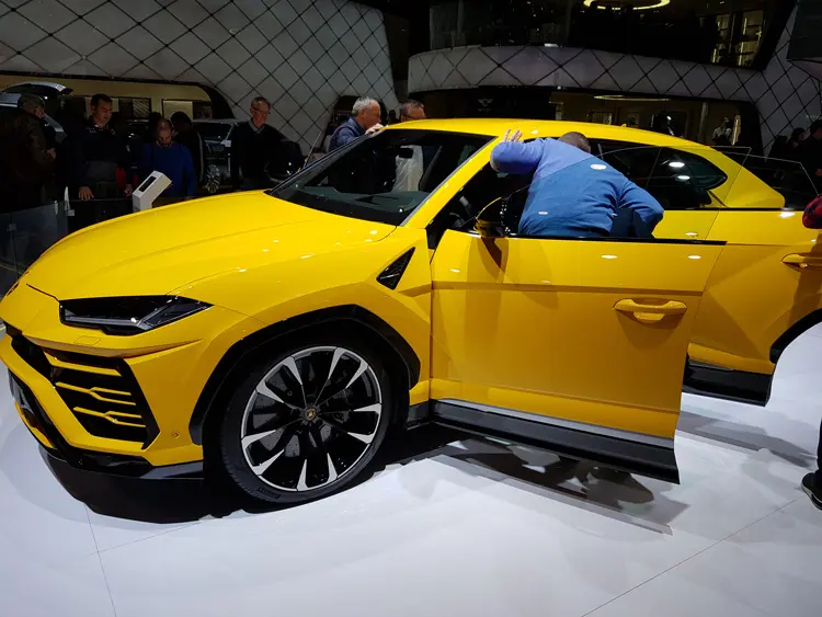 Πως παράγεται η Lamborghini Urus