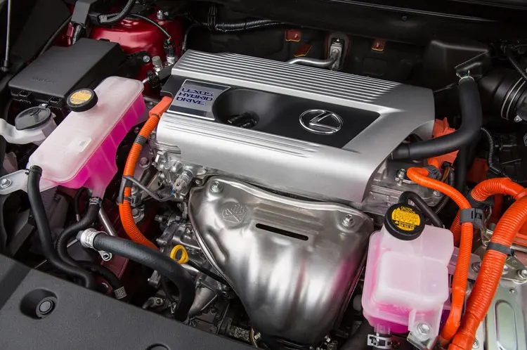 To tosynergeio.gr κάνει test drive στο Lexus NX 300h