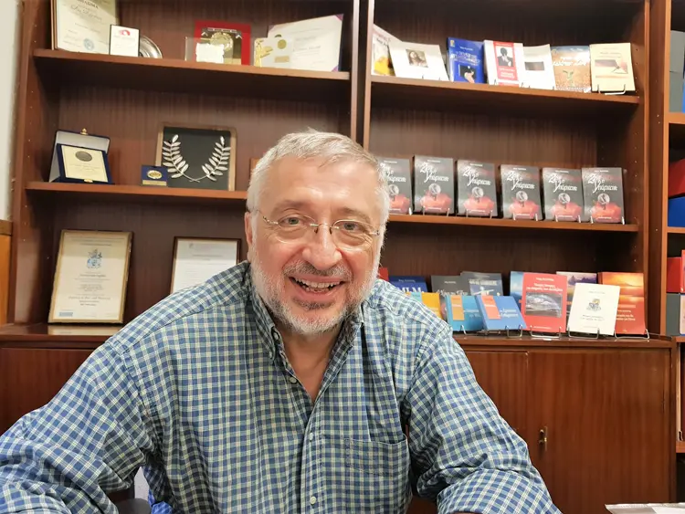 agellakis3