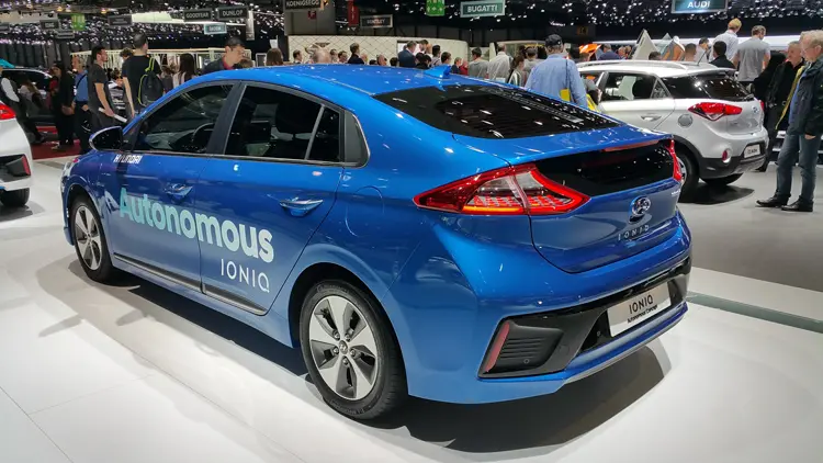 Η Hyundai Motor παρουσιάζει τα i30 Wagon, FE Fuel Cell, IONIQ, RN30 και i20 Coupe WRC