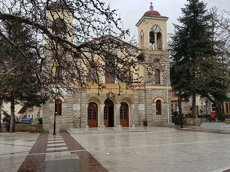 Απόδραση στα Καλάβρυτα με το νέο οδοντωτό σιδηρόδρομο
