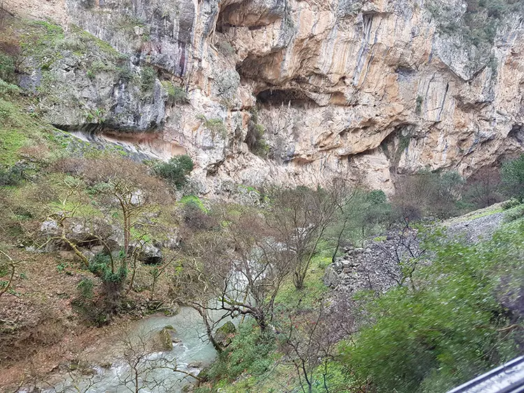 Απόδραση στα Καλάβρυτα με το νέο οδοντωτό σιδηρόδρομο