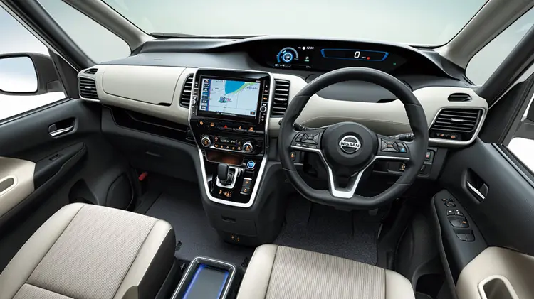 Nissan Serena e POWER 1