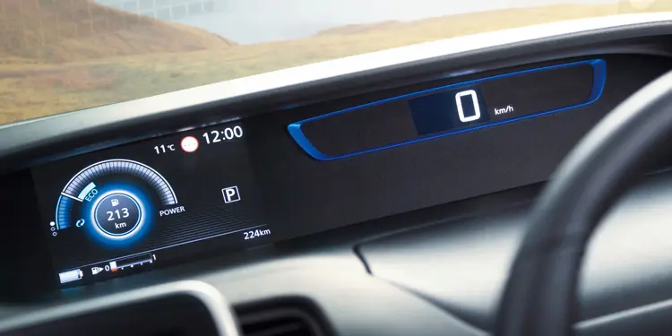 Nissan Serena e POWER 3