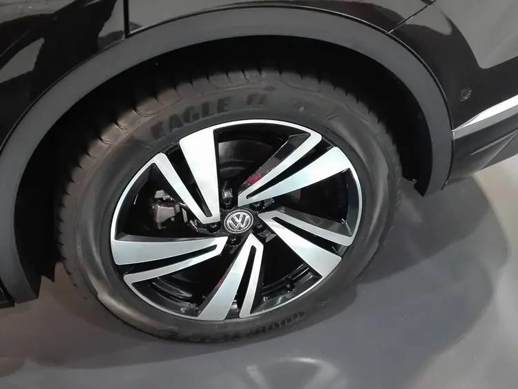 Nέο VW Touareg