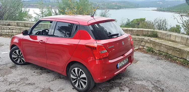 SUZUKI SWIFT