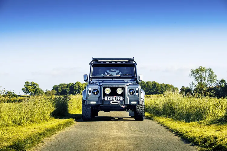 TWISTED - Land Rover Defender&nbsp; Stand2230