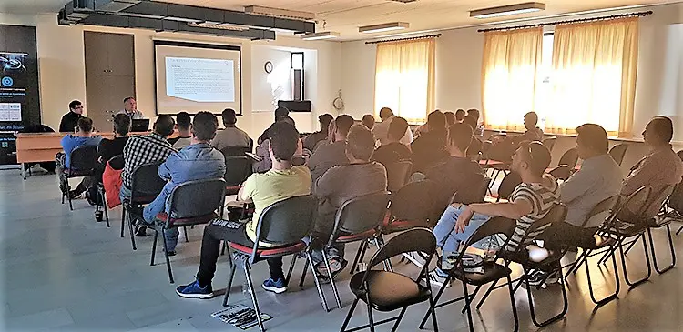 Ημερίδα στη Θήβα για τις επερχόμενες σύγχρονες Τεχνολογίες, την Ηλεκτροκίνηση & το Συνεργείο του Μέλλοντος