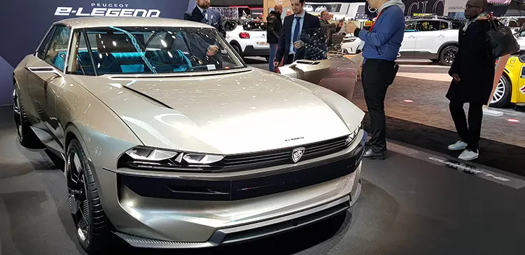15. Peugeot e Legend