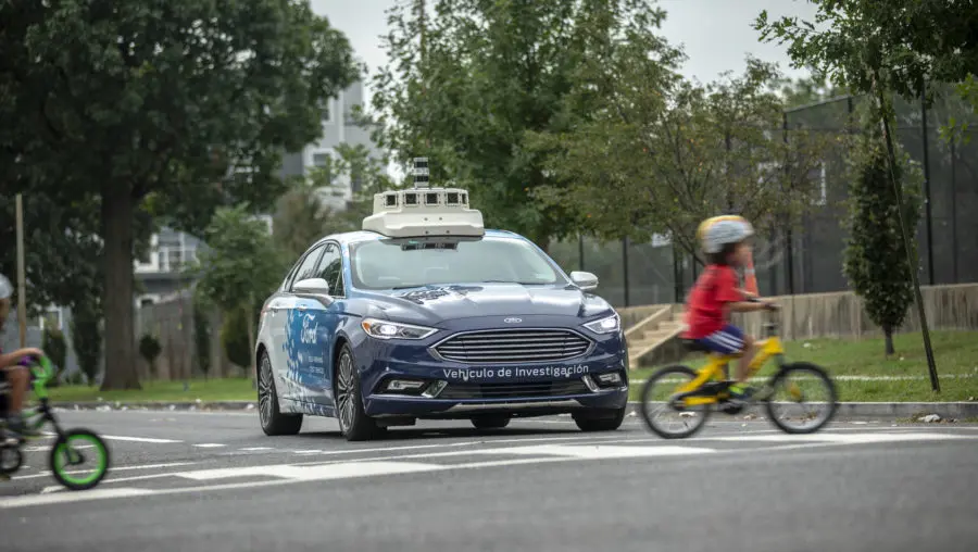 exelixeis fujitsu ford