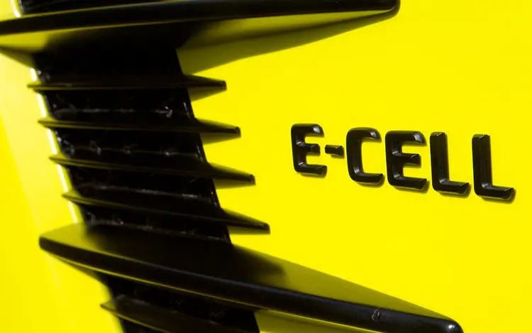 Mercedes SLS AMG E-Cell