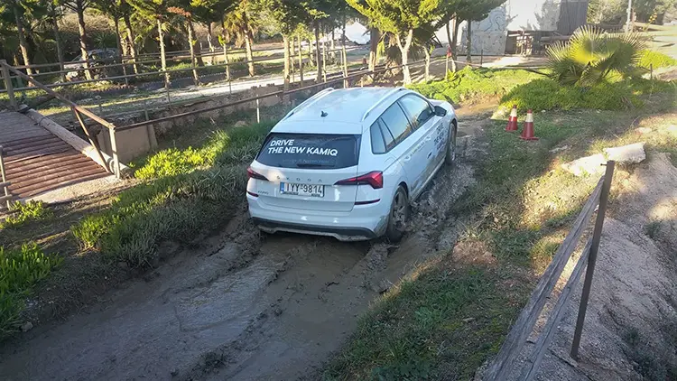 Εξόρμηση Off Road της Α. ΜΑΚΡΗΣ ΑΕ σε διαδρομές στο βουνό αλλά και στην πίστα Αττάρτ