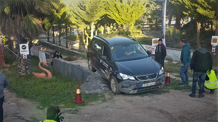 Εξόρμηση Off Road της Α. ΜΑΚΡΗΣ ΑΕ σε διαδρομές στο βουνό αλλά και στην πίστα Αττάρτ