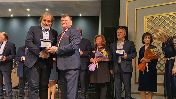 Ετήσιος χορός και κοπή πίτας Συνδέσμου Επισκευαστών Τρικάλων (ΣΙΣΕΑΜΗ)
