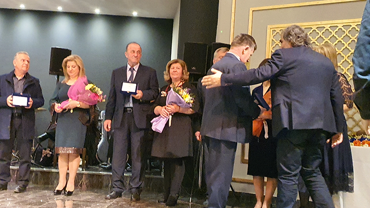 Ετήσιος χορός και κοπή πίτας Συνδέσμου Επισκευαστών Τρικάλων (ΣΙΣΕΑΜΗ)