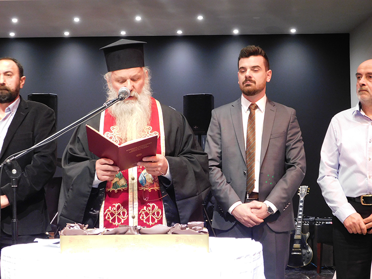 Ετήσιος χορός και κοπή πίτας Συνδέσμου Επισκευαστών Τρικάλων (ΣΙΣΕΑΜΗ)