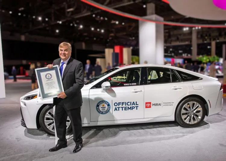 Toyota Mirai 4