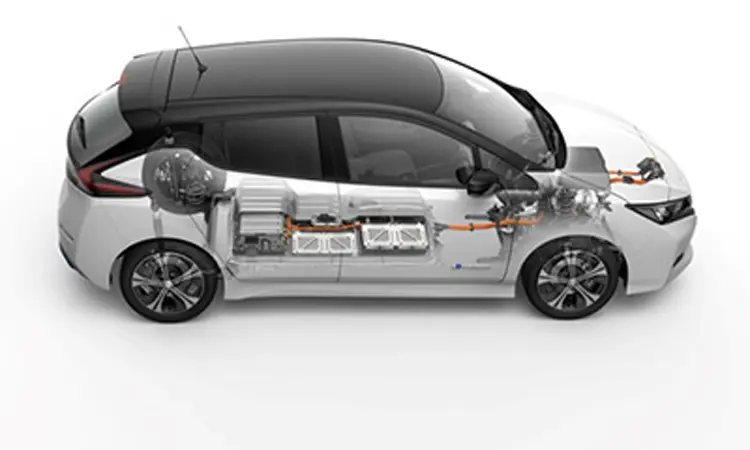Nissan Lightweight 4