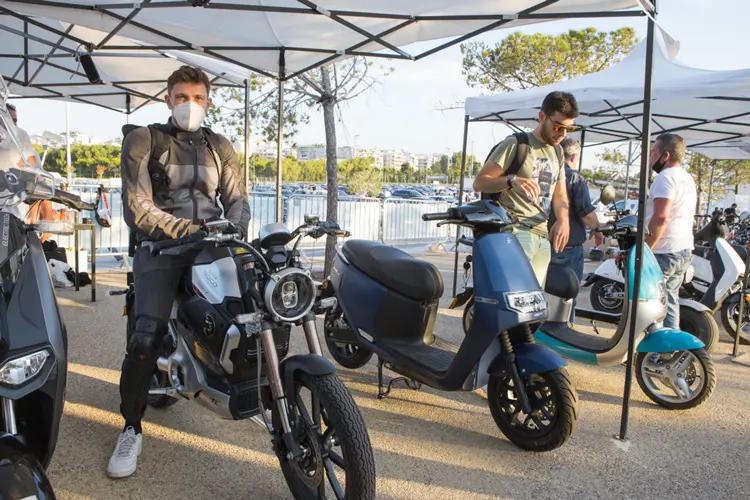 Electric Moto A