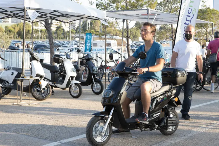 Electric Moto B