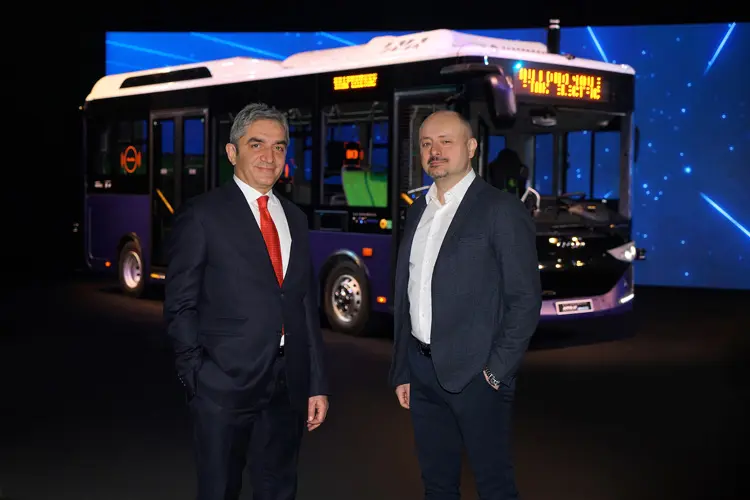 Karsan CEO Okan Baş and Adastec CEO Ali Ufuk Peker