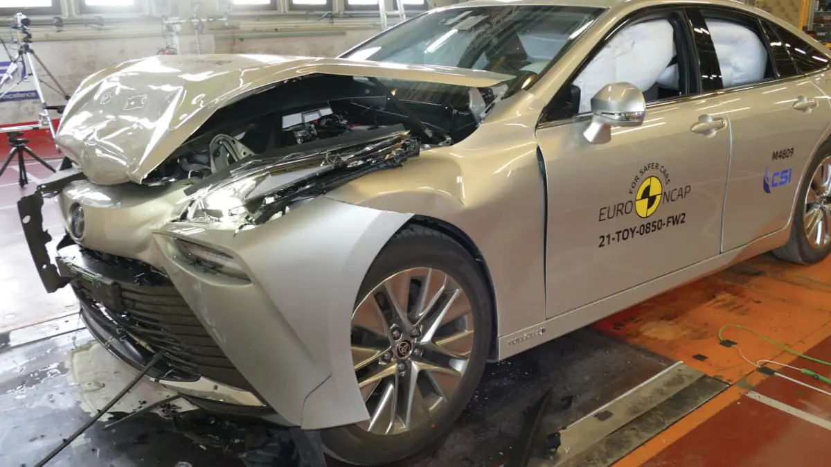 Toyota Mirai 4