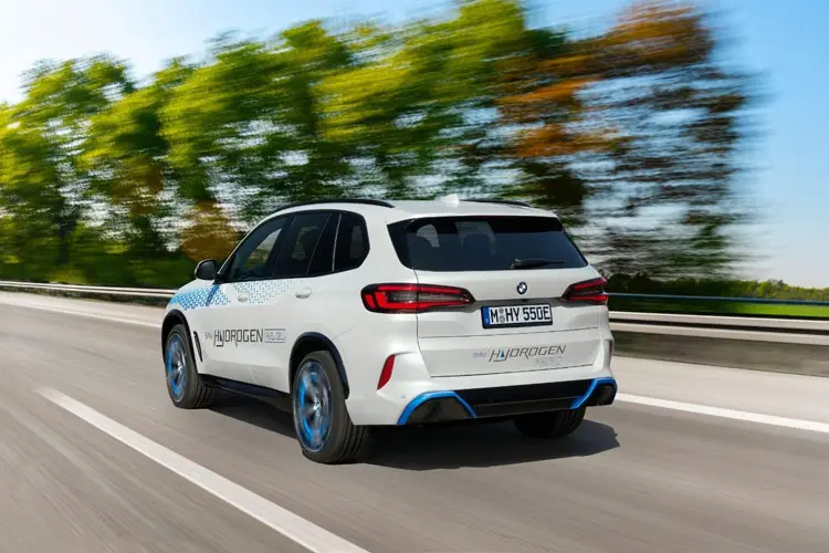 BMW-IX5