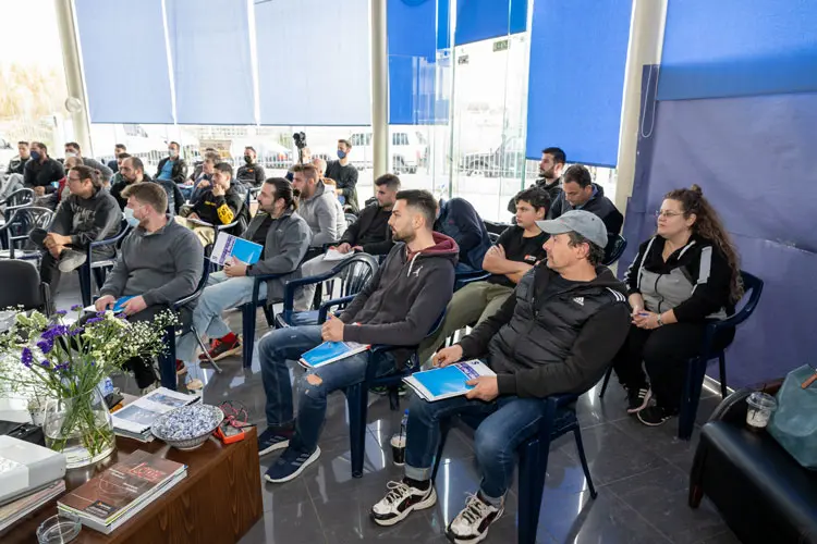 Ολοκληρώθηκε το Τεχνικό Σεμινάριο Ηλεκτροκίνησης στη Πάτρα