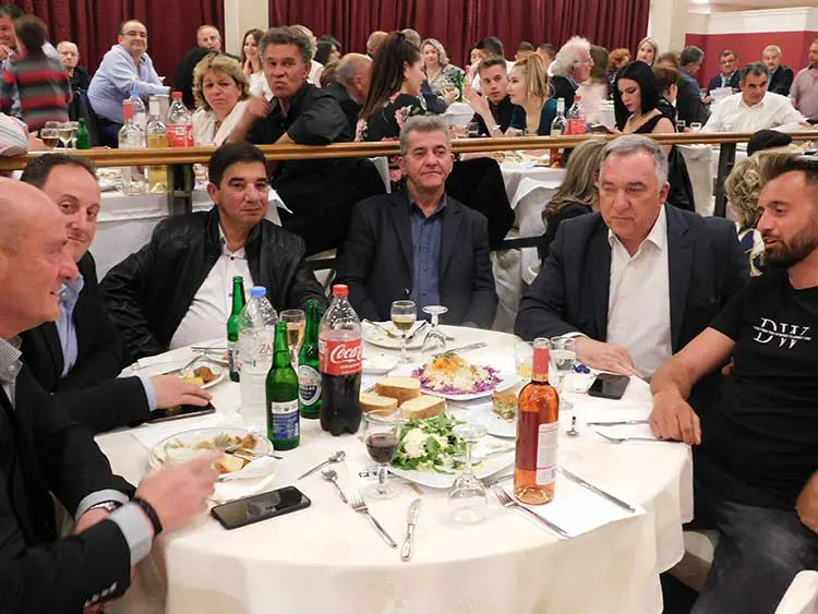Με απόλυτη επιτυχία ολοκληρώθηκε ο ετήσιος χορός του Συλλόγου Ιδιοκτητών Συνεργείων Λαμίας
