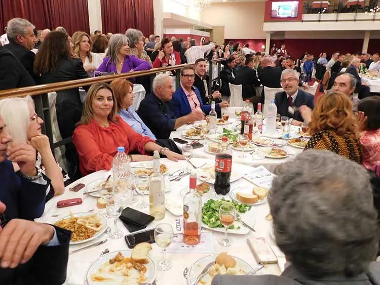 Με απόλυτη επιτυχία ολοκληρώθηκε ο ετήσιος χορός του Συλλόγου Ιδιοκτητών Συνεργείων Λαμίας
