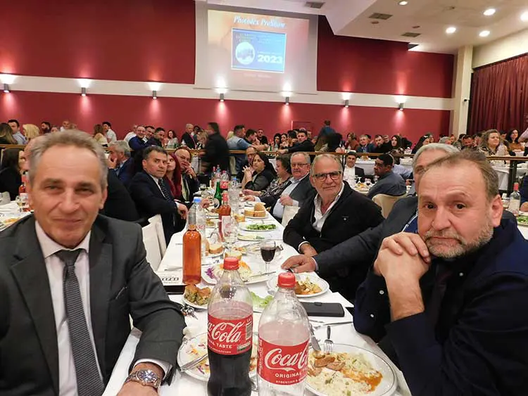Με απόλυτη επιτυχία ολοκληρώθηκε ο ετήσιος χορός του Συλλόγου Ιδιοκτητών Συνεργείων Λαμίας