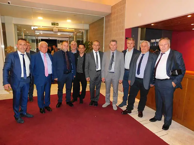 Με απόλυτη επιτυχία ολοκληρώθηκε ο ετήσιος χορός του Συλλόγου Ιδιοκτητών Συνεργείων Λαμίας
