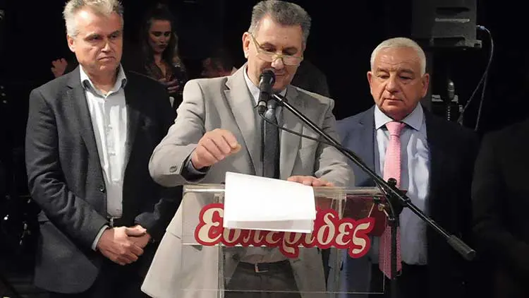 Με απόλυτη επιτυχία ολοκληρώθηκε ο ετήσιος χορός του Συλλόγου Ιδιοκτητών Συνεργείων Λαμίας